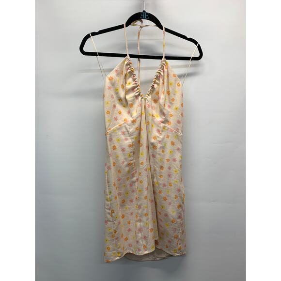 Elodie Dresses & Skirts - ELODIE Linen Blend Floral Gathered V-Neck Mini Dress Size L